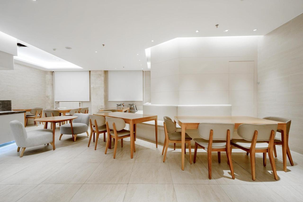 Ji Hotel Xuanwumen Пекин Екстериор снимка